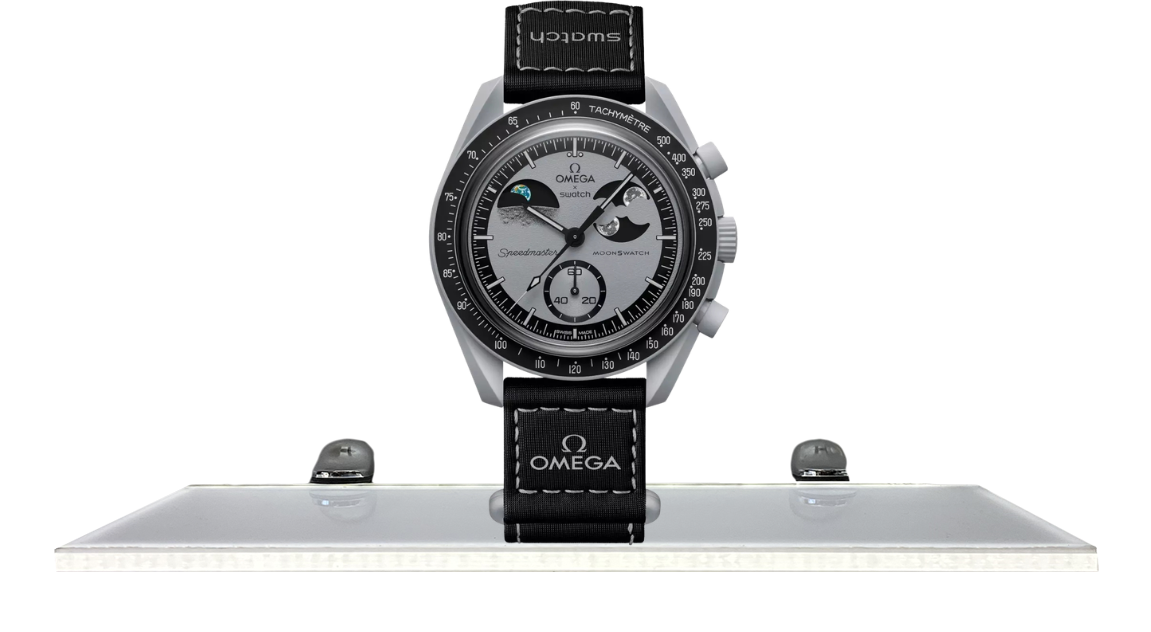 Swatch x Omega Bioceramic MoonSwatch Mission to Earthphase (SO33M700)