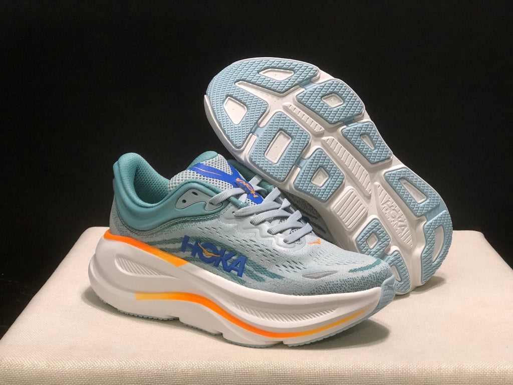 HOKA ONE ONE Bondi 9