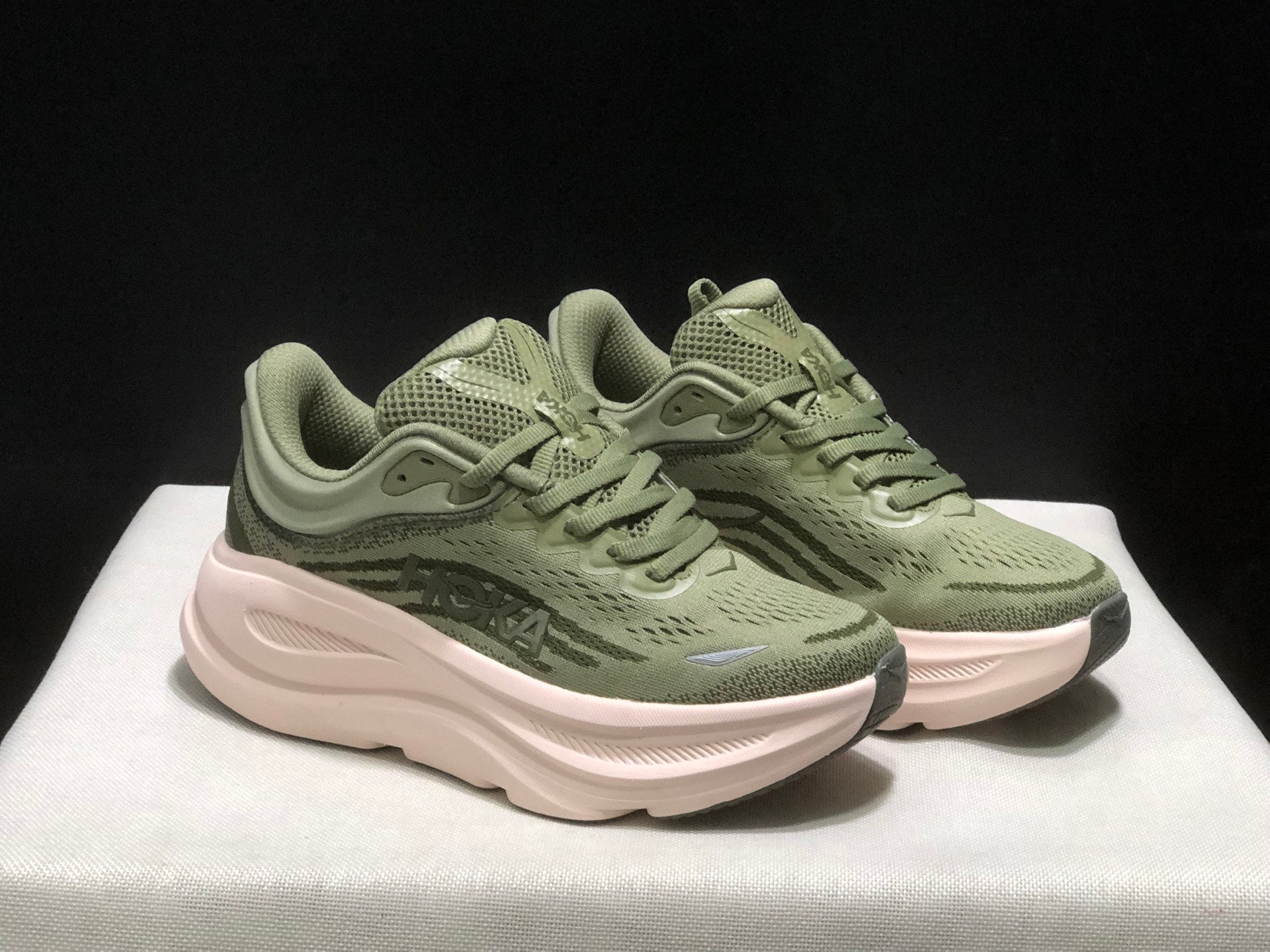 HOKA ONE ONE Bondi 9