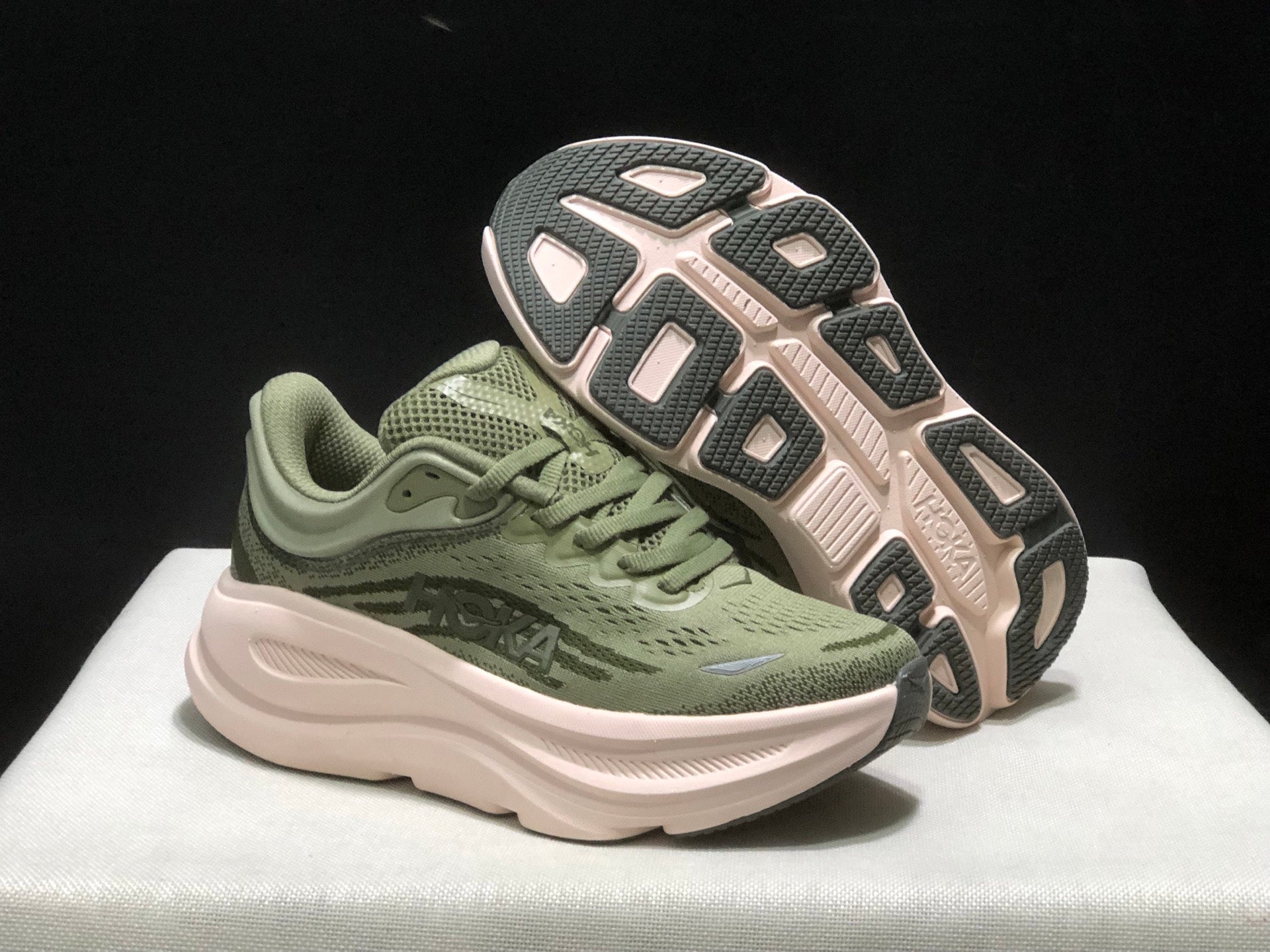 HOKA ONE ONE Bondi 9