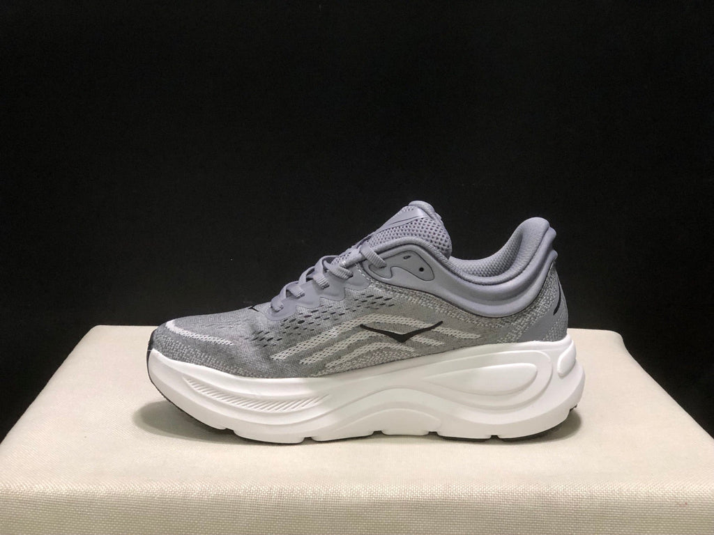 HOKA ONE ONE Bondi 9