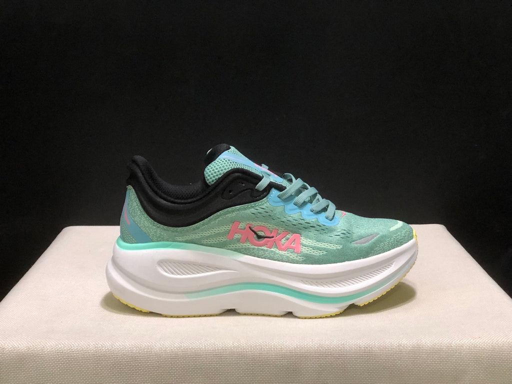 HOKA ONE ONE Bondi 9