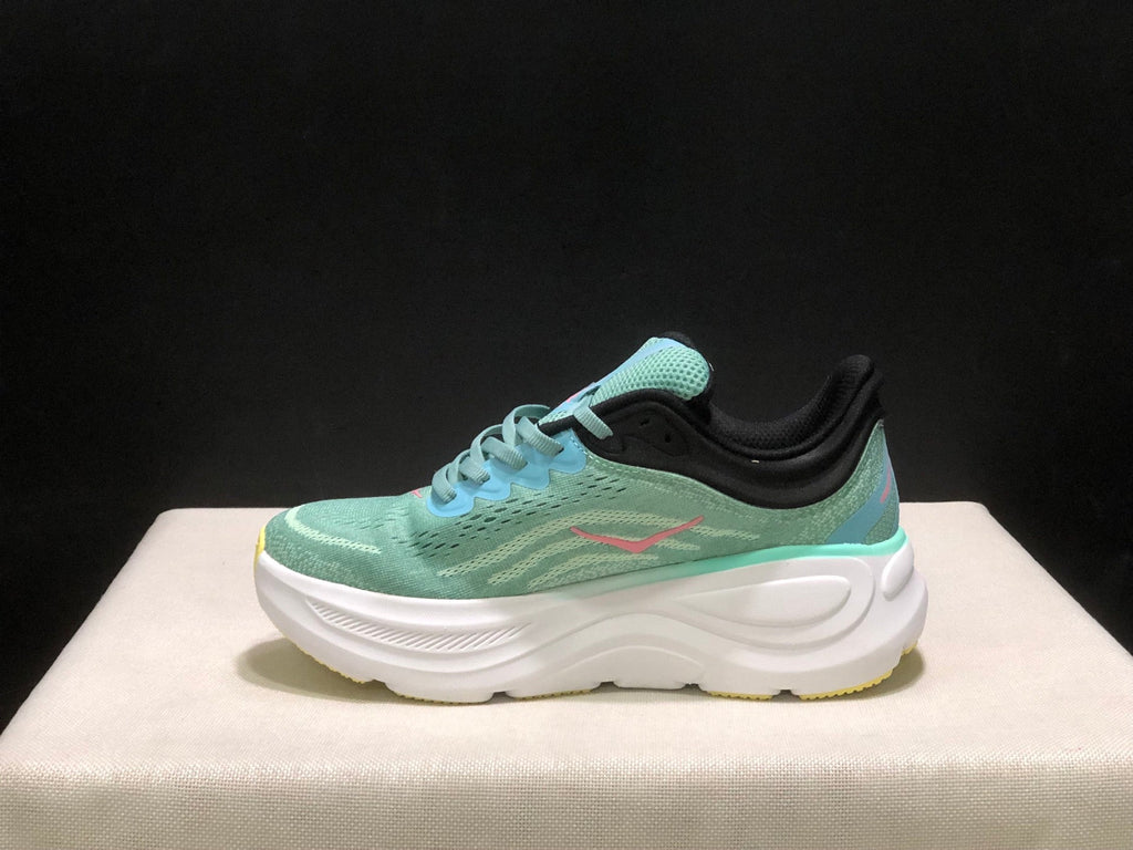 HOKA ONE ONE Bondi 9