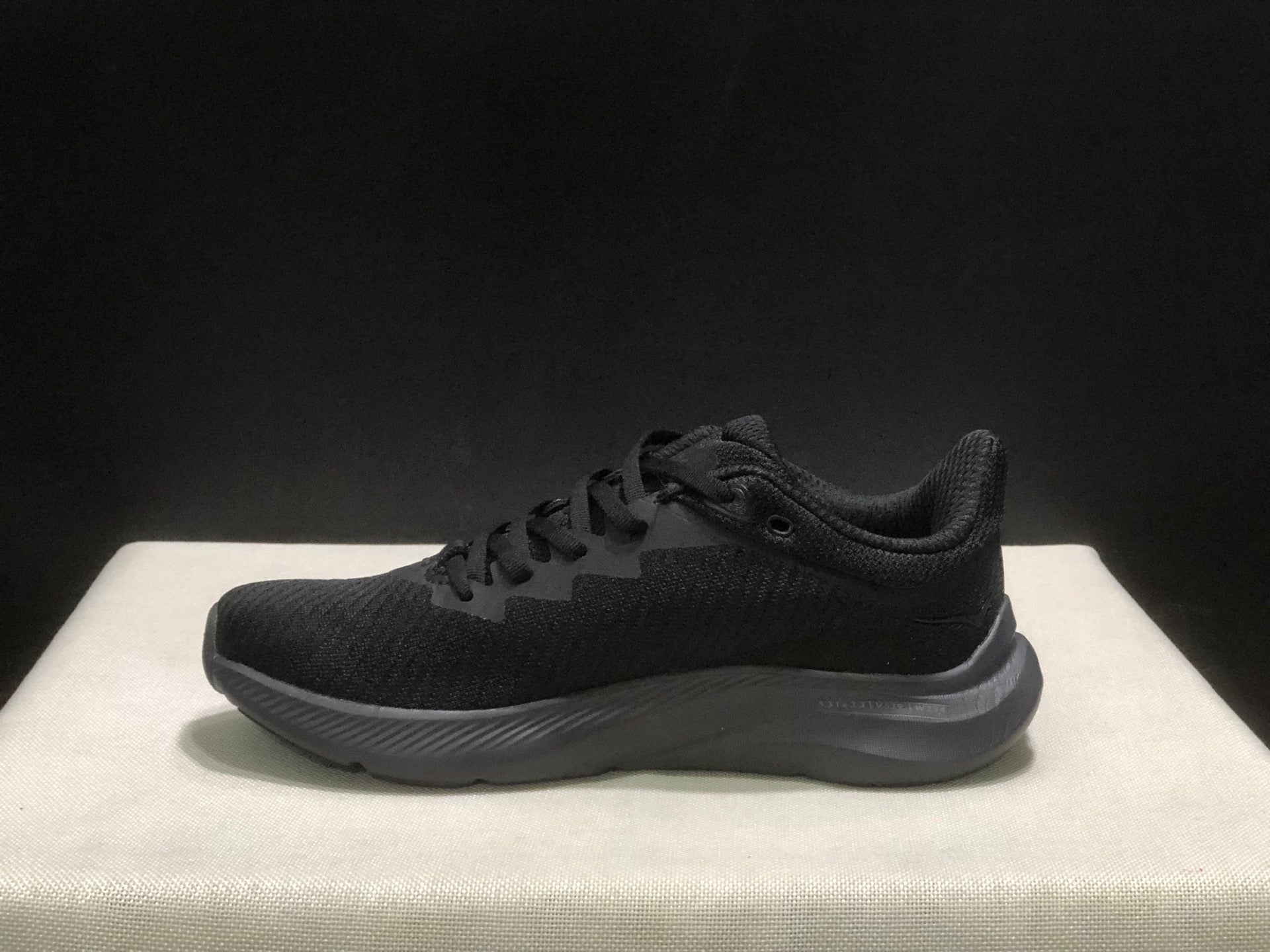 HOKA ONE ONE Solimar