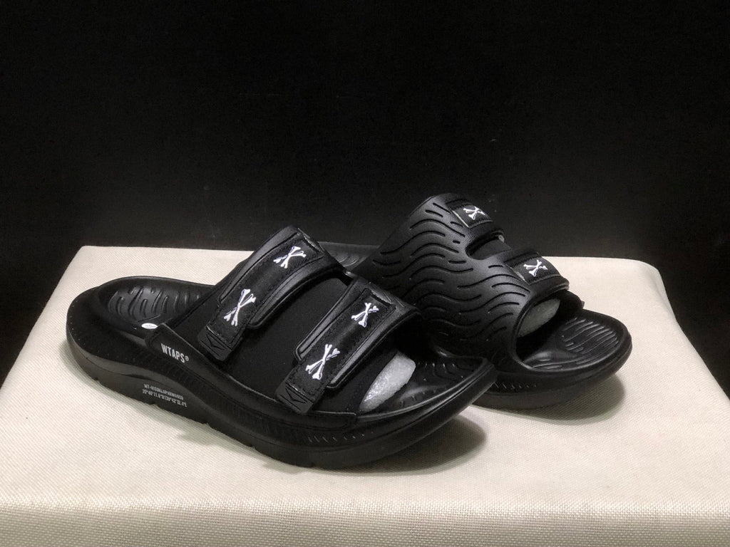 WTAPS x  HOKA ONE ONE ORA Luxe