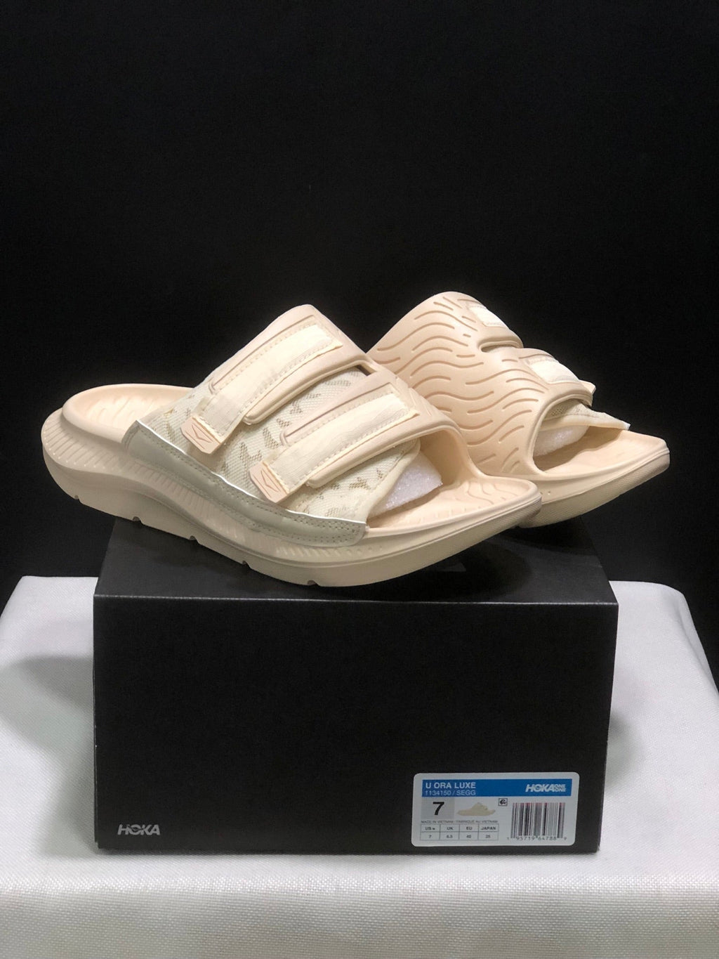 WTAPS x  HOKA ONE ONE ORA Luxe
