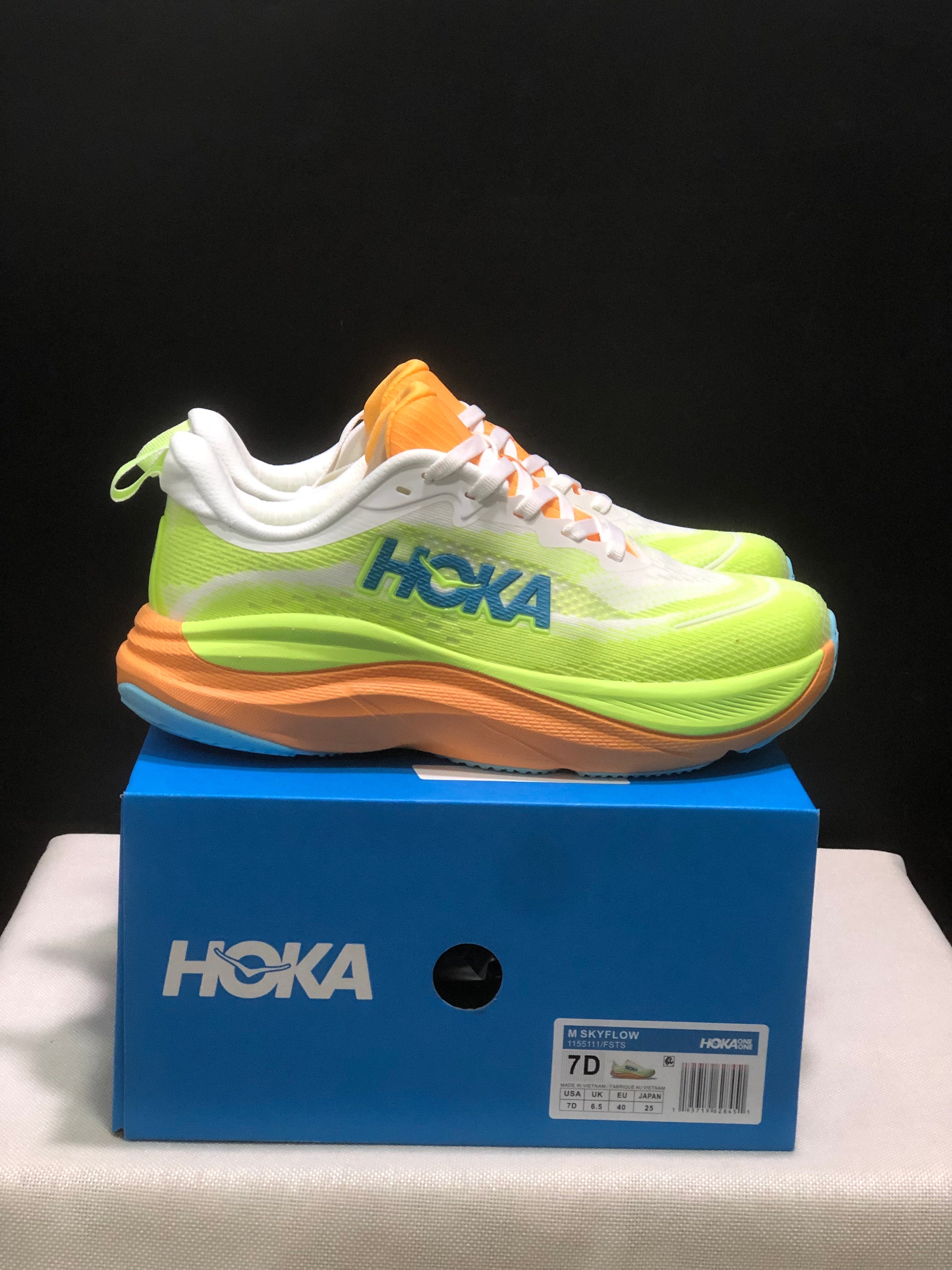 HOKA ONE ONE SKYFLOW