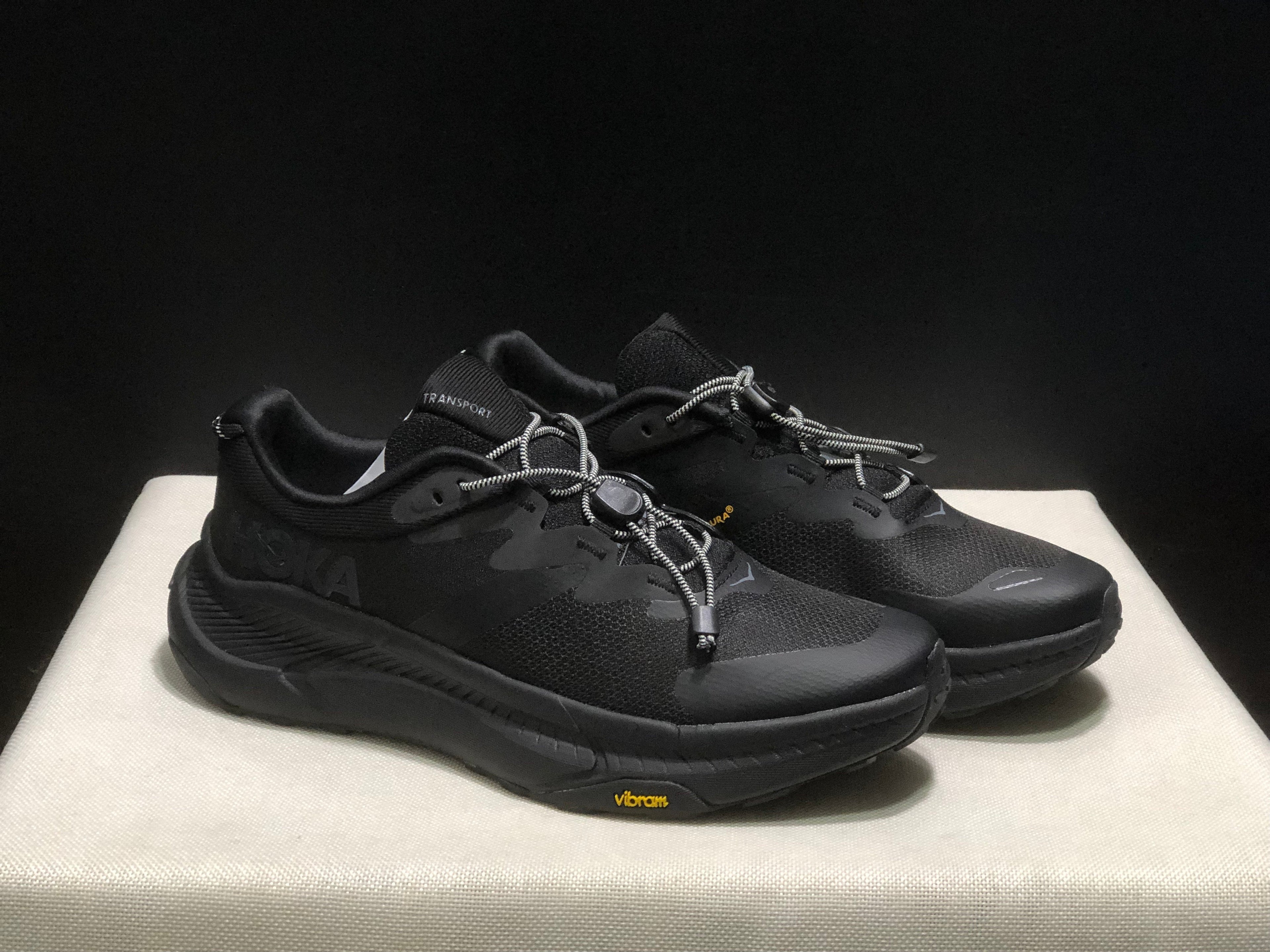 HOKA ONE ONE SKYFLOW