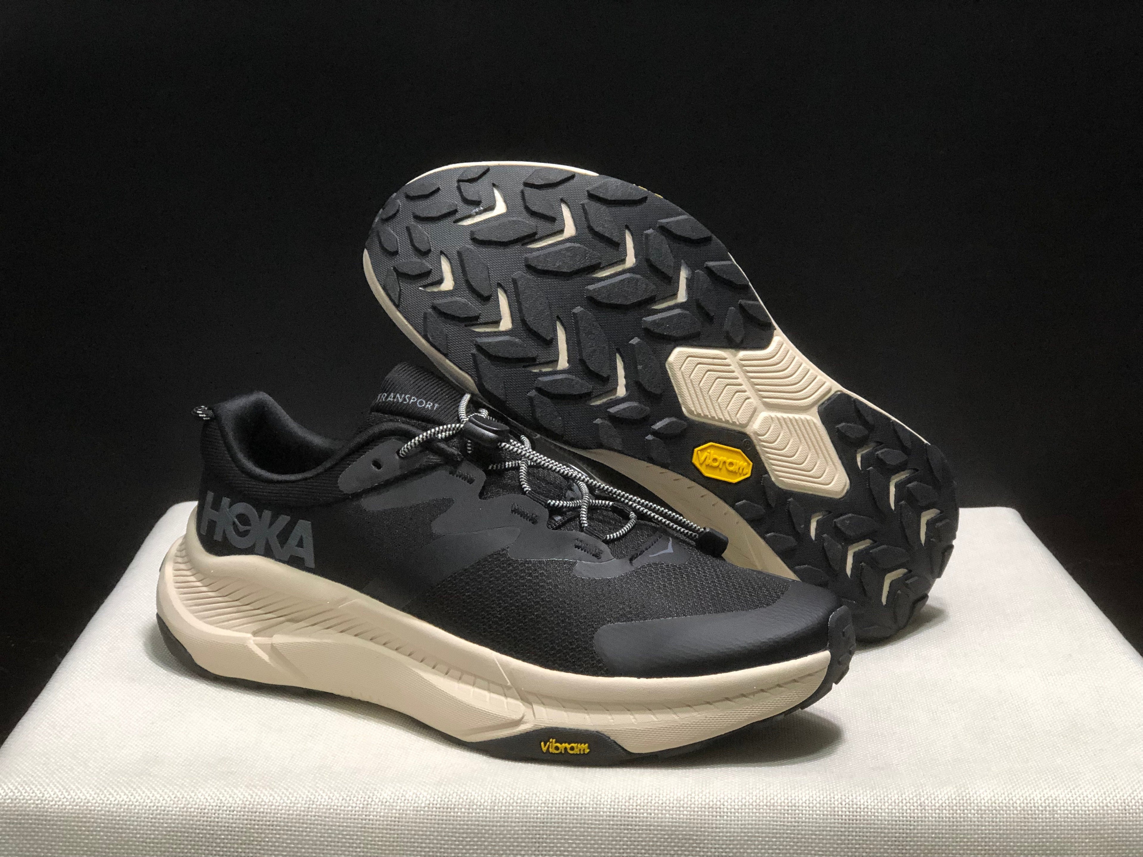HOKA ONE ONE SKYFLOW