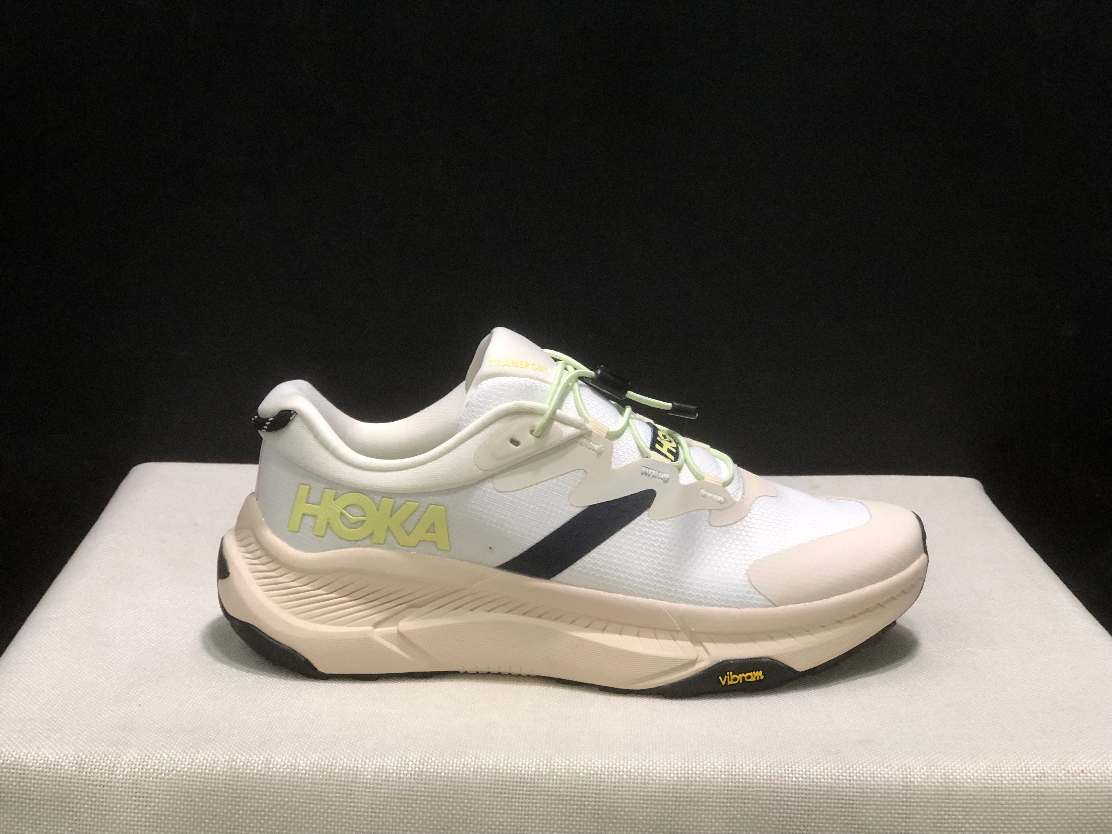 HOKA ONE ONE SKYFLOW