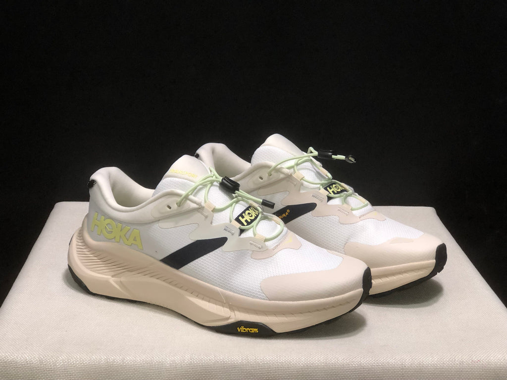 HOKA ONE ONE SKYFLOW