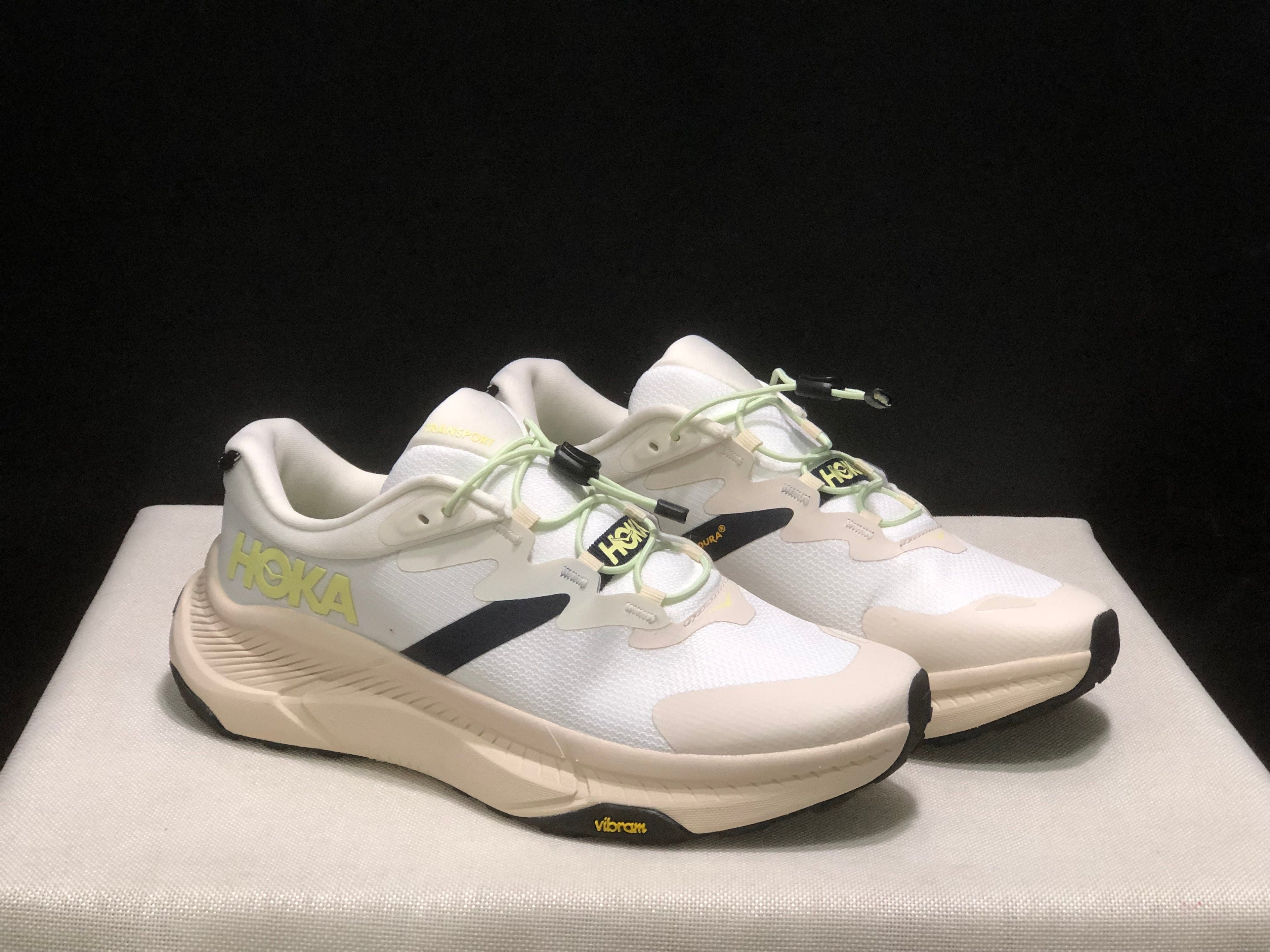 HOKA ONE ONE SKYFLOW