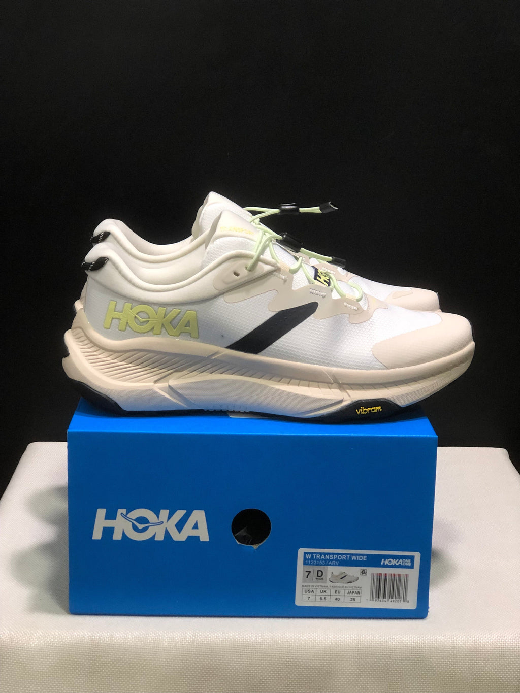HOKA ONE ONE SKYFLOW