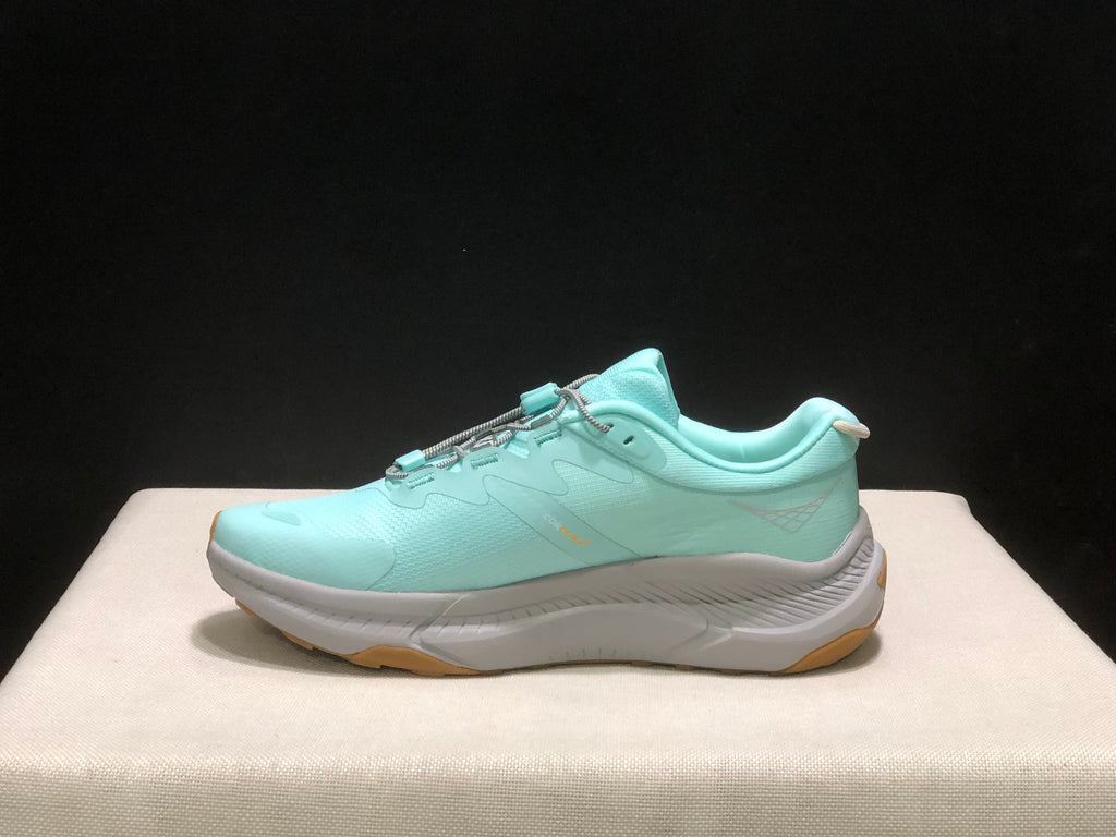 HOKA ONE ONE SKYFLOW
