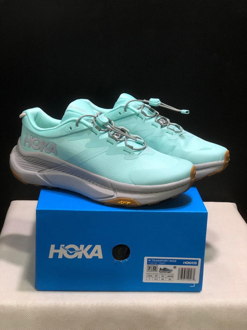 HOKA ONE ONE SKYFLOW
