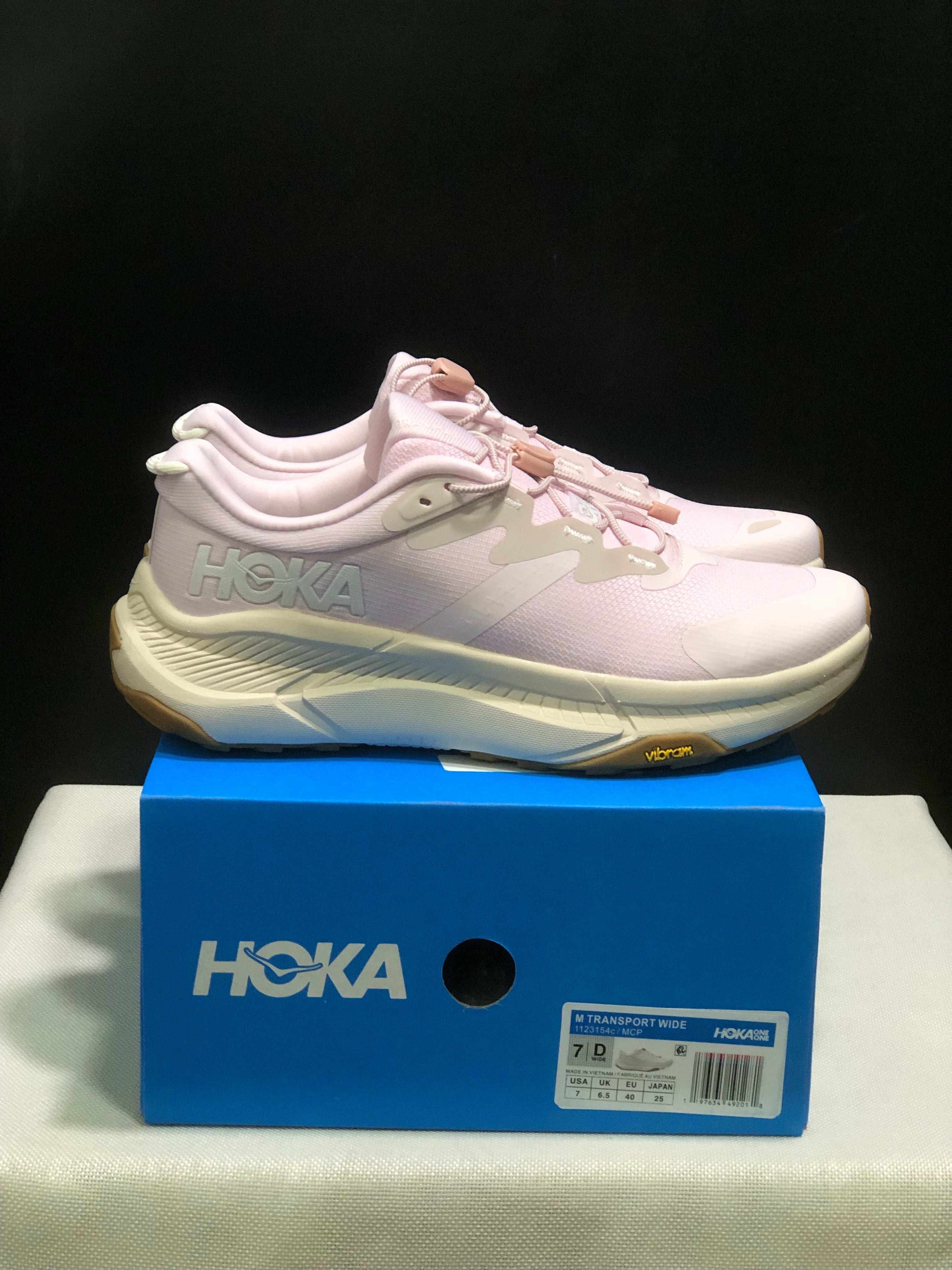 HOKA ONE ONE SKYFLOW