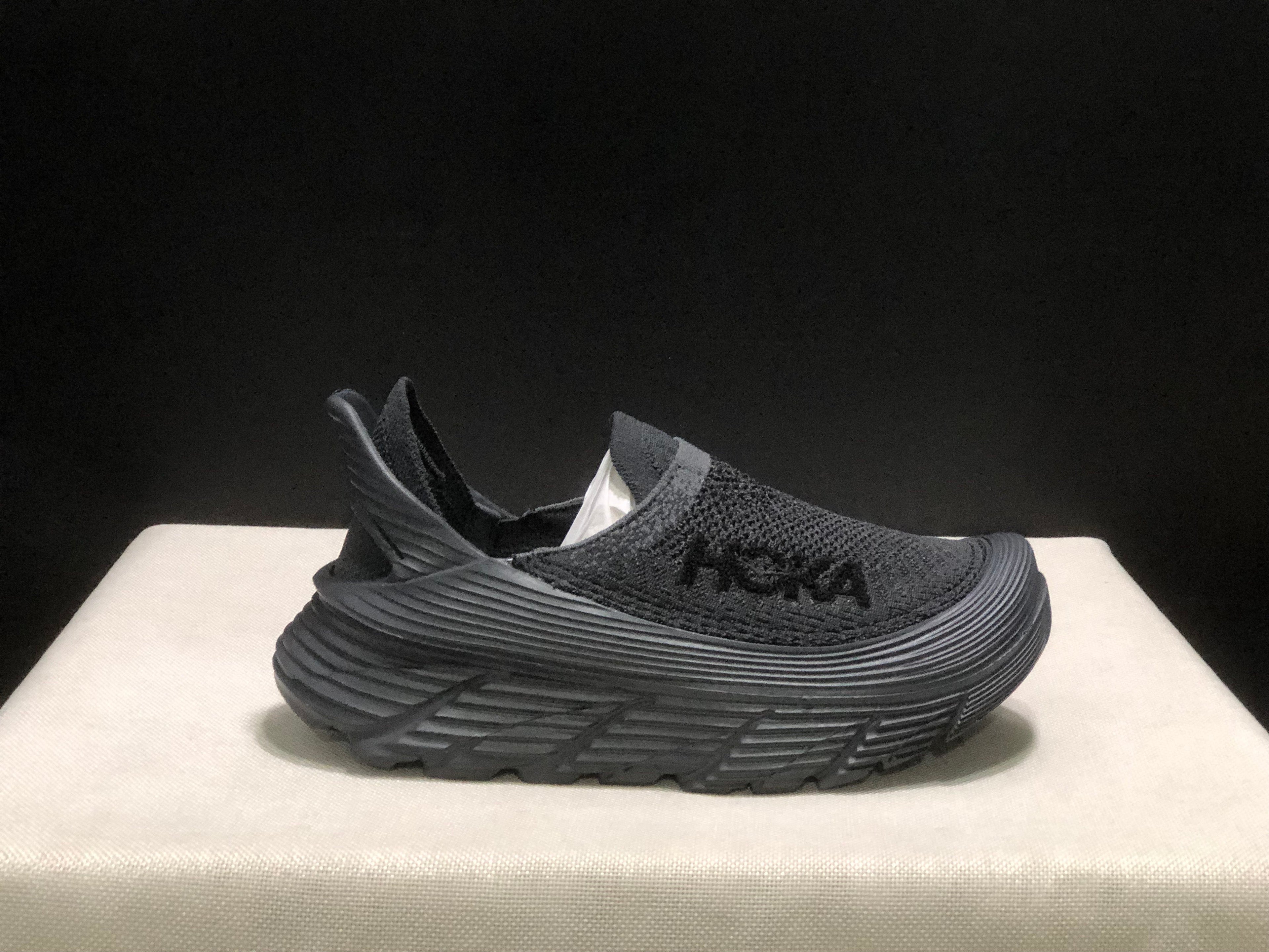 HOKA ONE ONE Restore TC