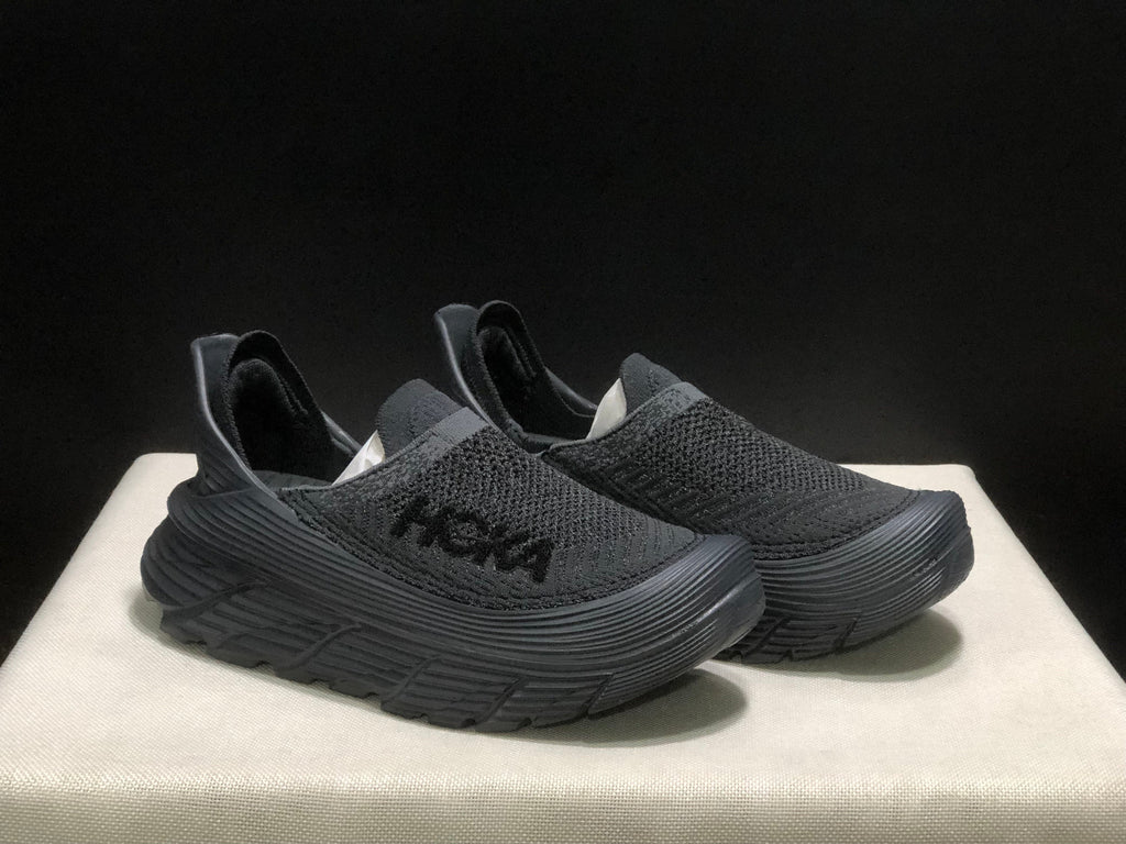 HOKA ONE ONE Restore TC
