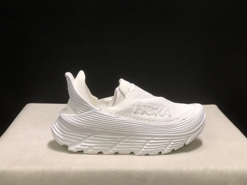 HOKA ONE ONE Restore TC