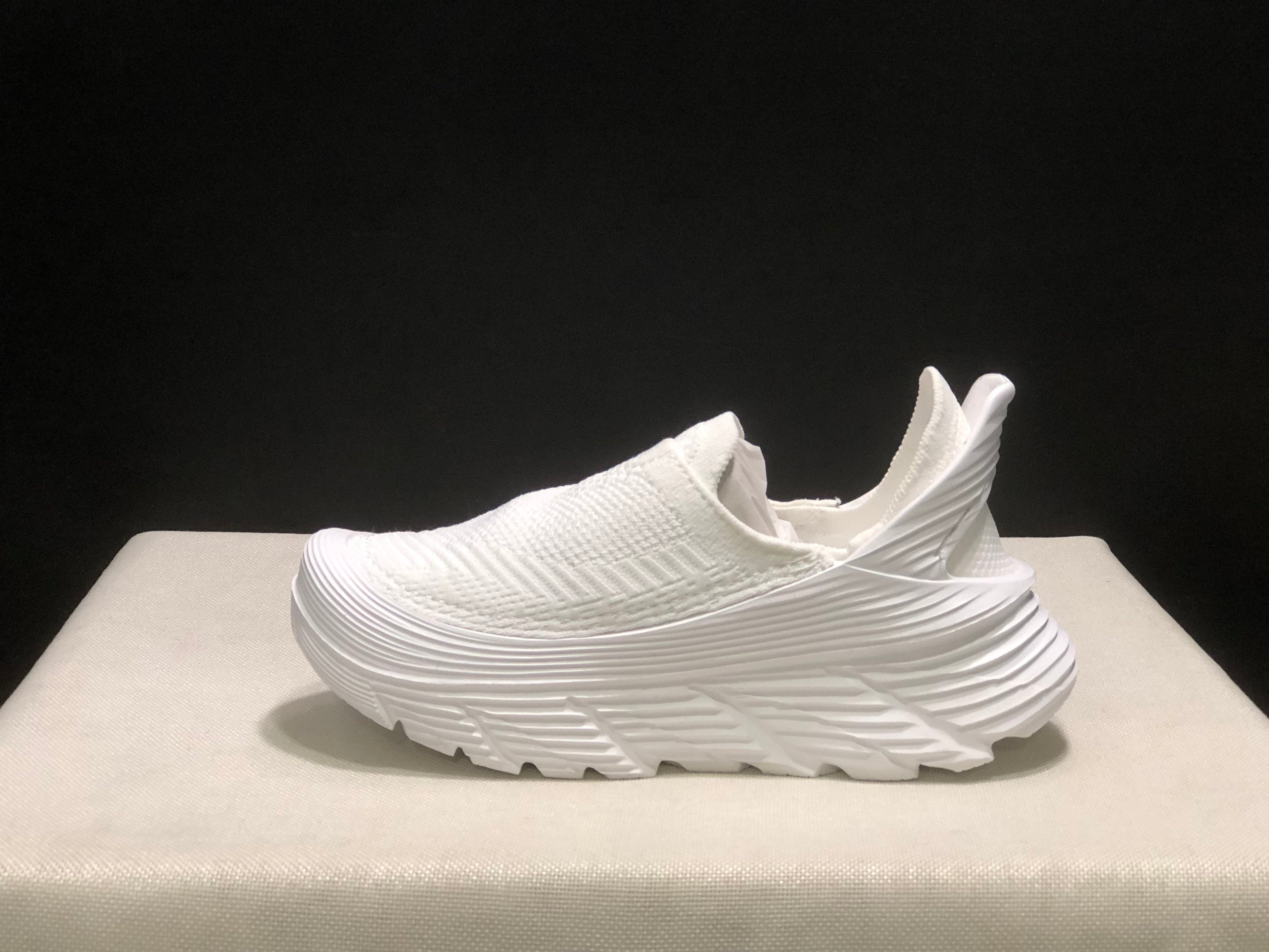 HOKA ONE ONE Restore TC