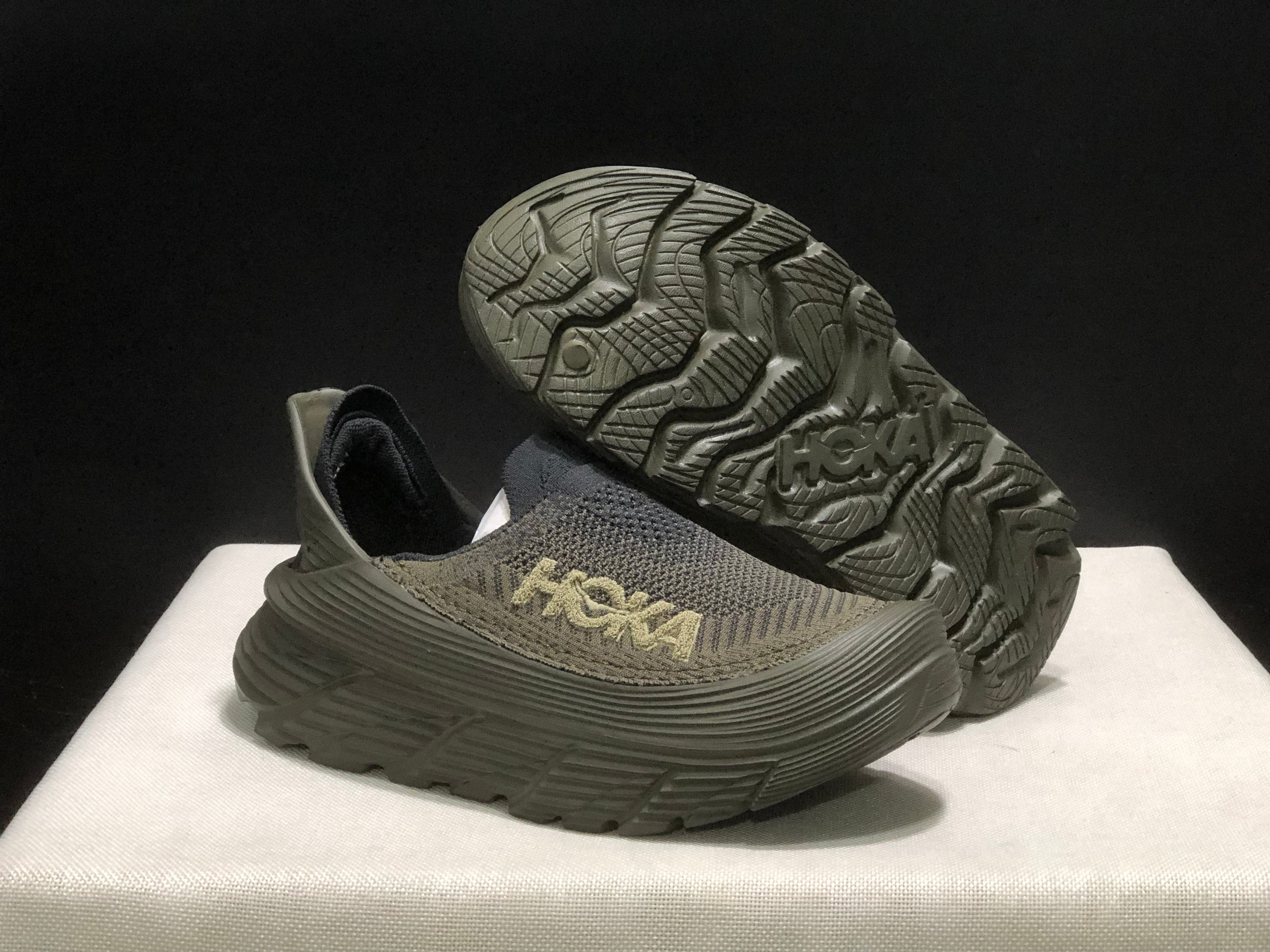 HOKA ONE ONE Restore TC