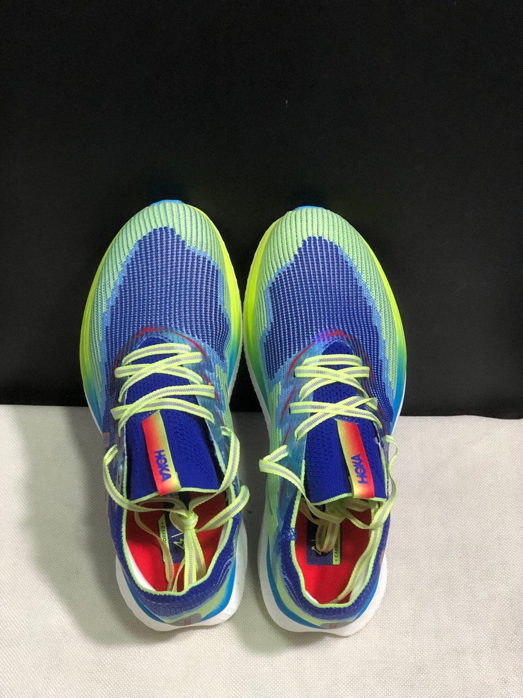 HOKA ONE ONE CIELO X1