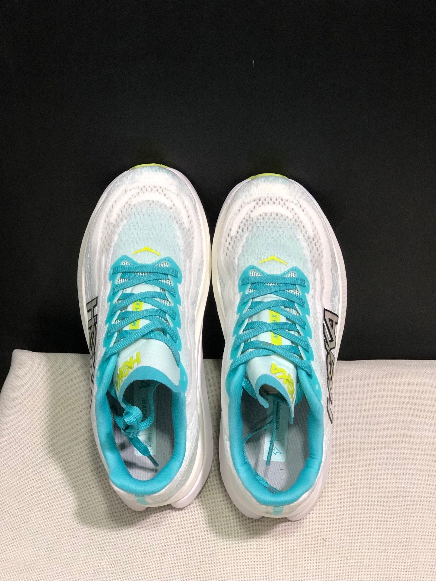 HOKA ONE ONE Mach X