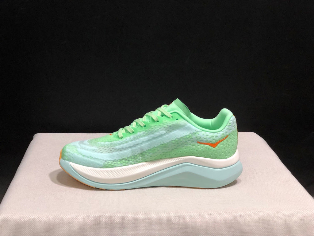HOKA ONE ONE Mach X