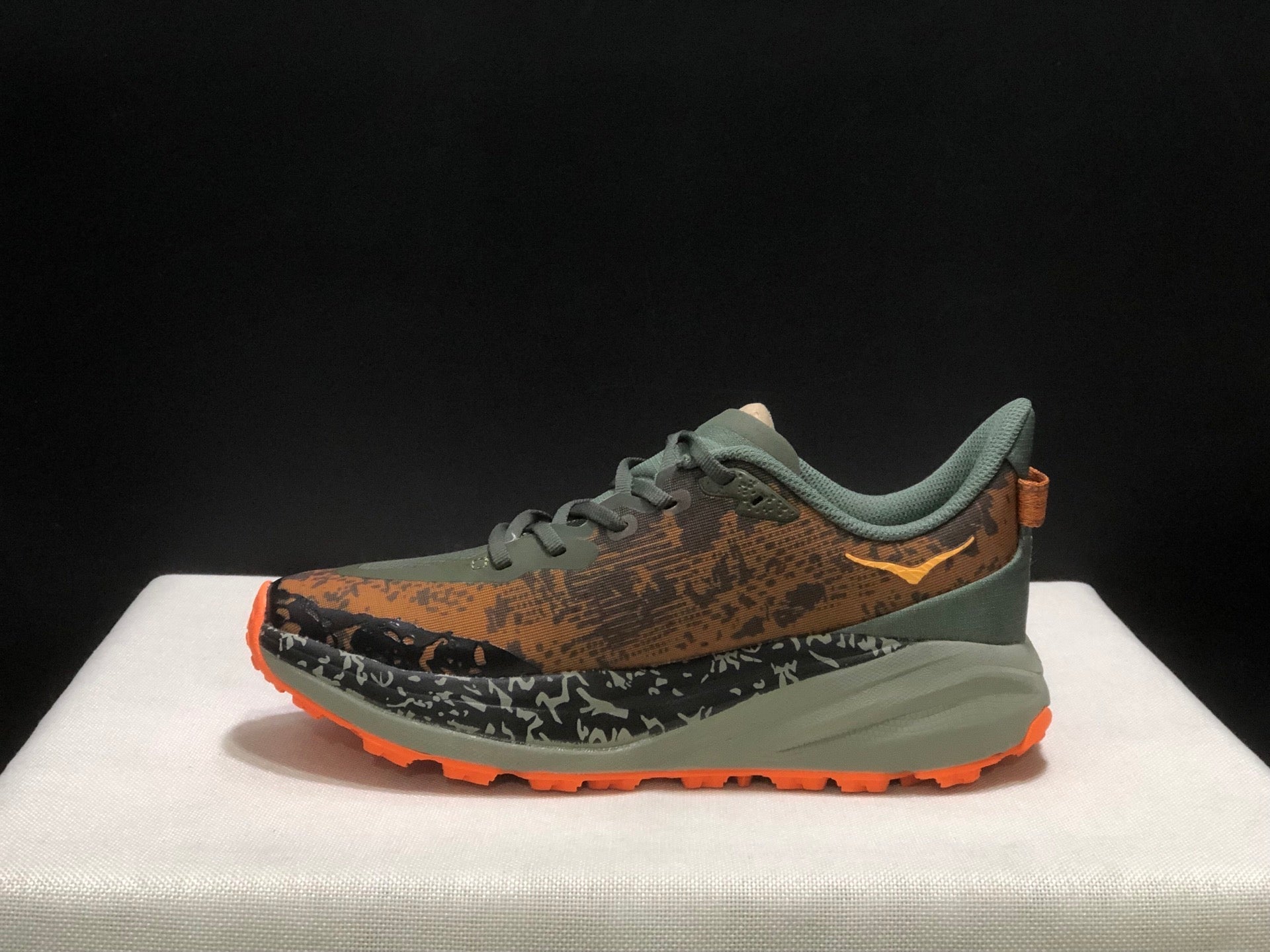 HOKA ONE ONE SPEED GOAT 6