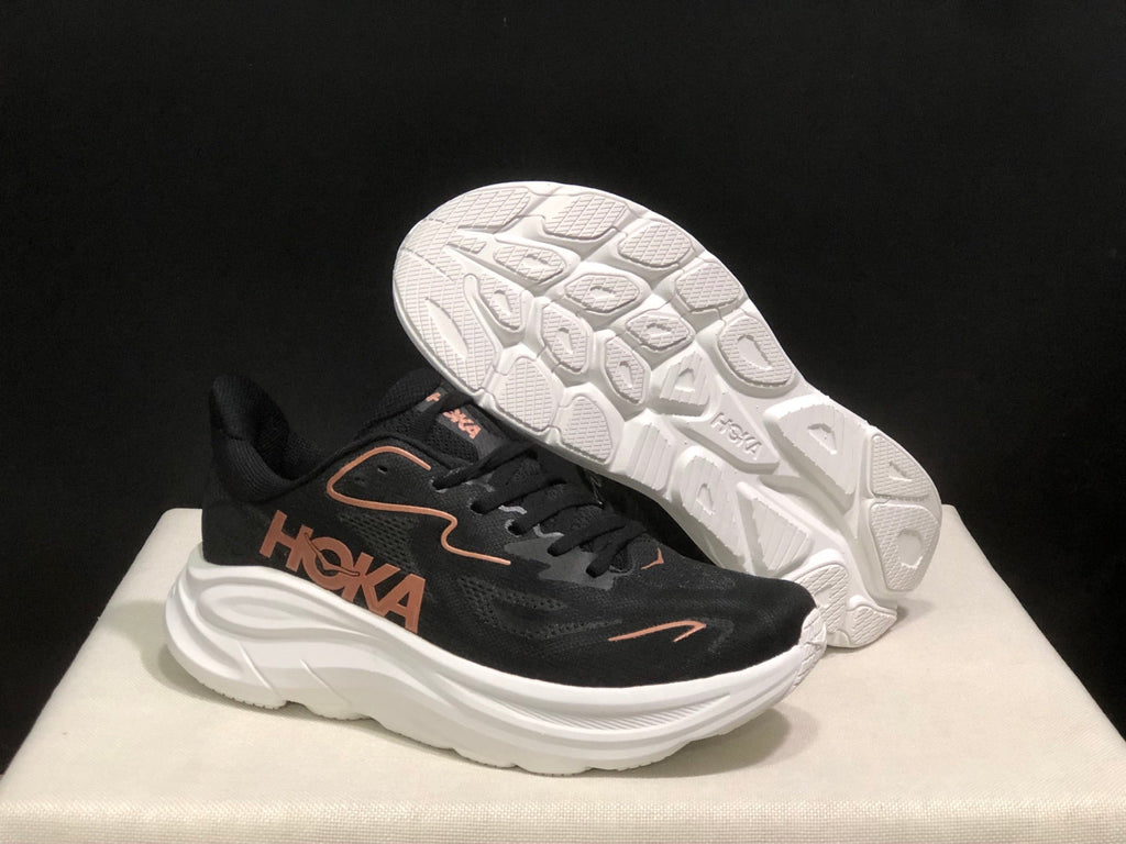 HOKA ONE ONE Clifton 10