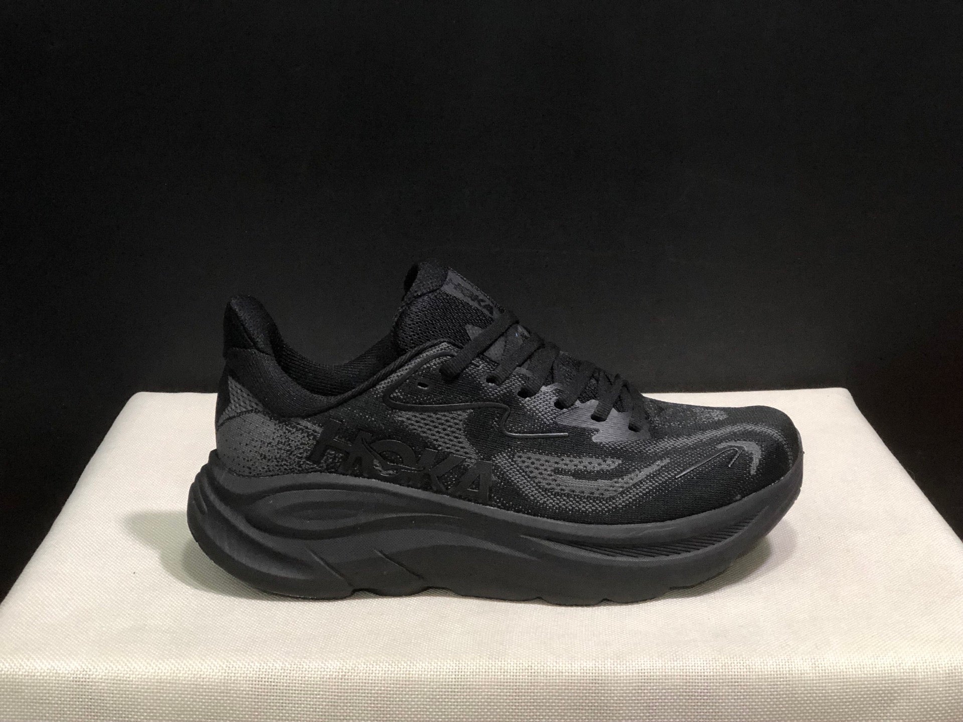 HOKA ONE ONE Clifton 10
