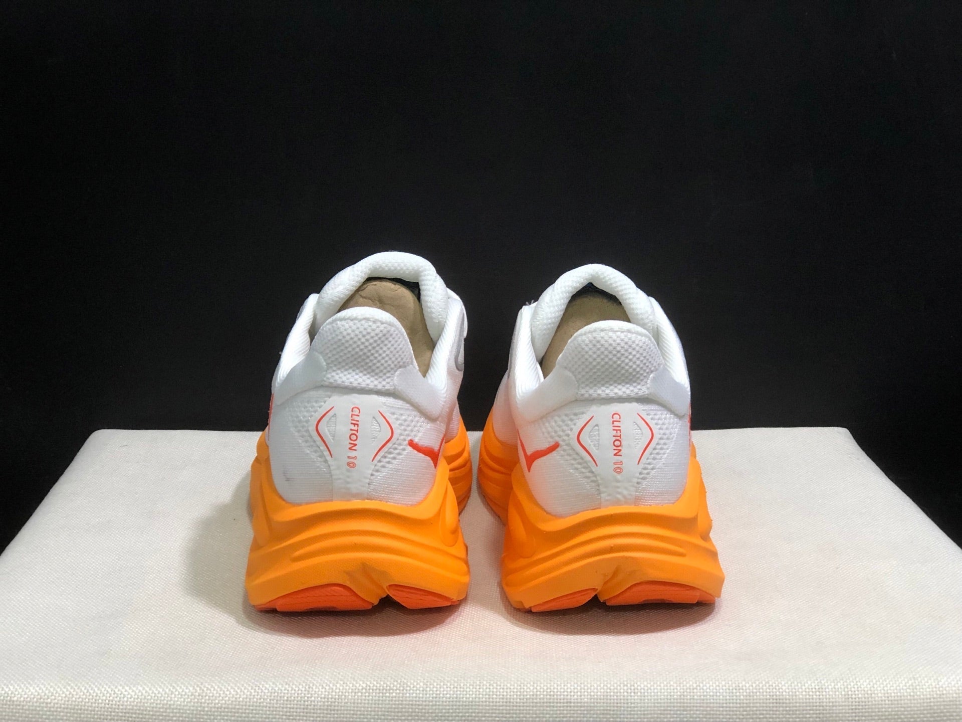 HOKA ONE ONE Clifton 10