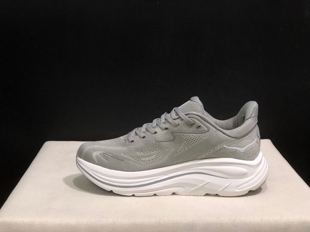 HOKA ONE ONE Clifton 10