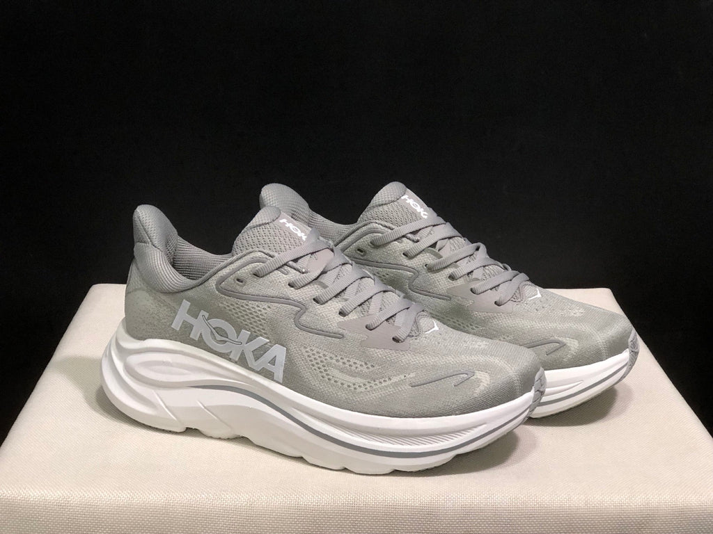 HOKA ONE ONE Clifton 10