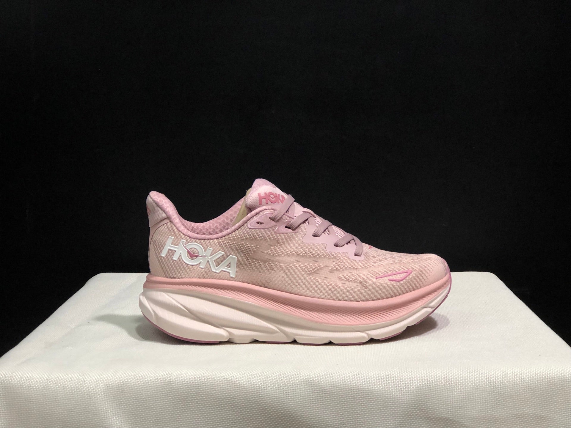 HOKA ONE ONE Clifton 9