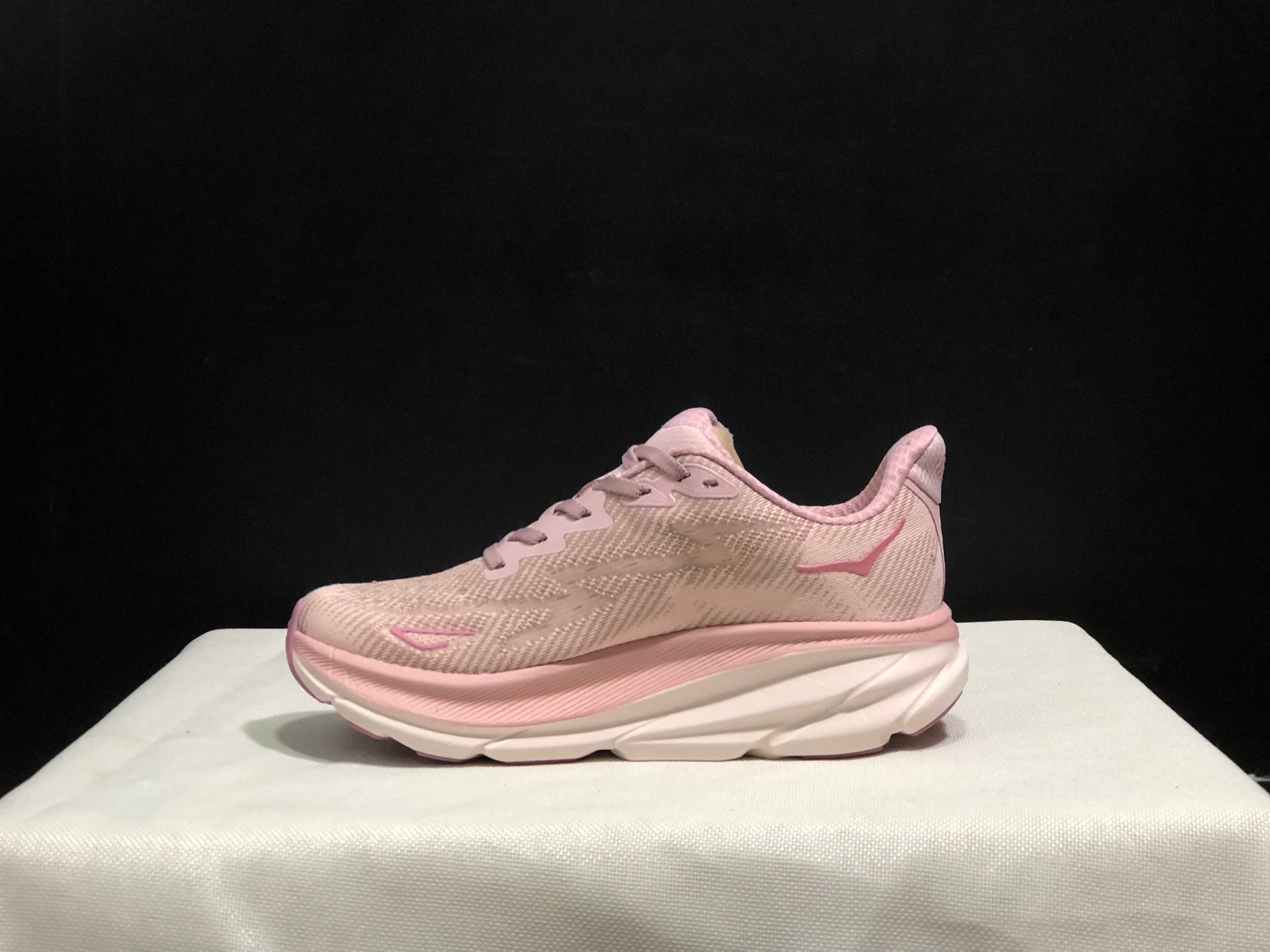 HOKA ONE ONE Clifton 9