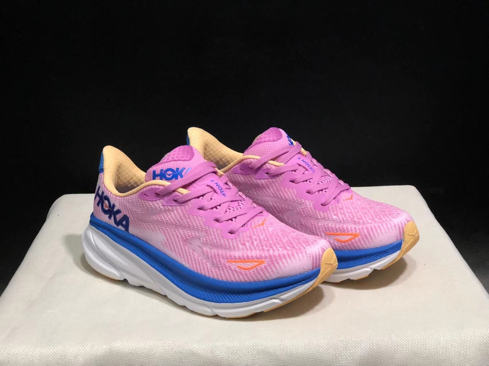 HOKA ONE ONE Clifton 9