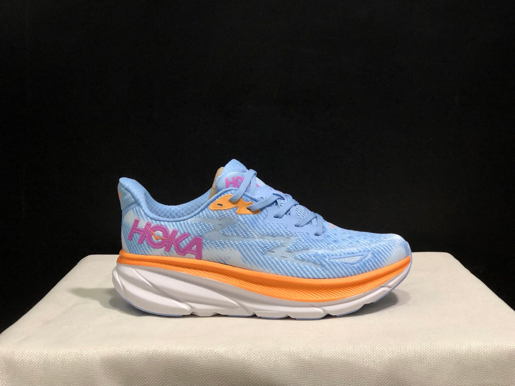 HOKA ONE ONE Clifton 9