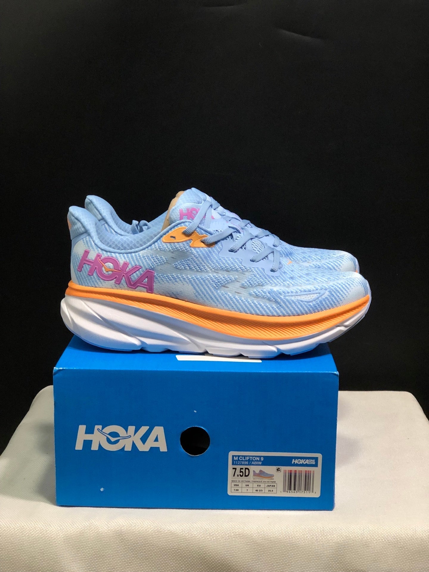 HOKA ONE ONE Clifton 9