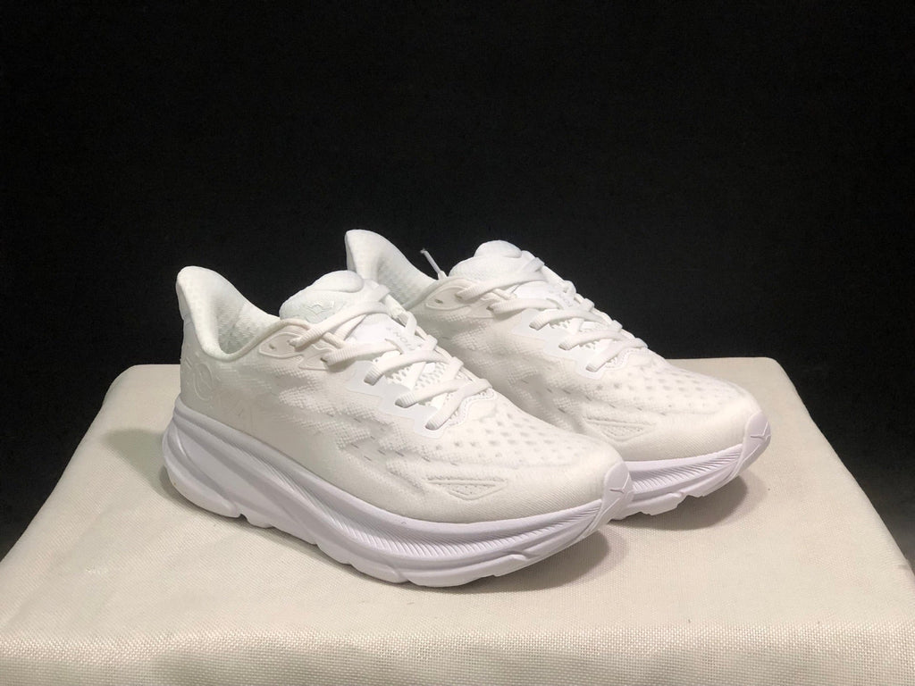 HOKA ONE ONE Clifton 9