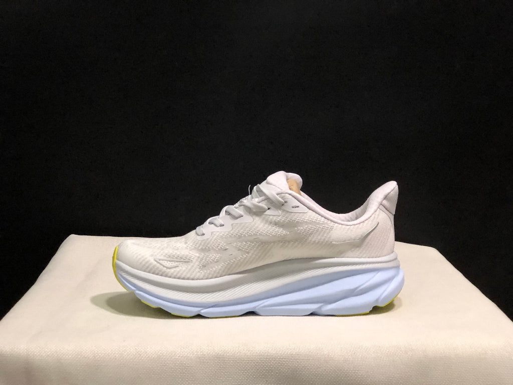 HOKA ONE ONE Clifton 9