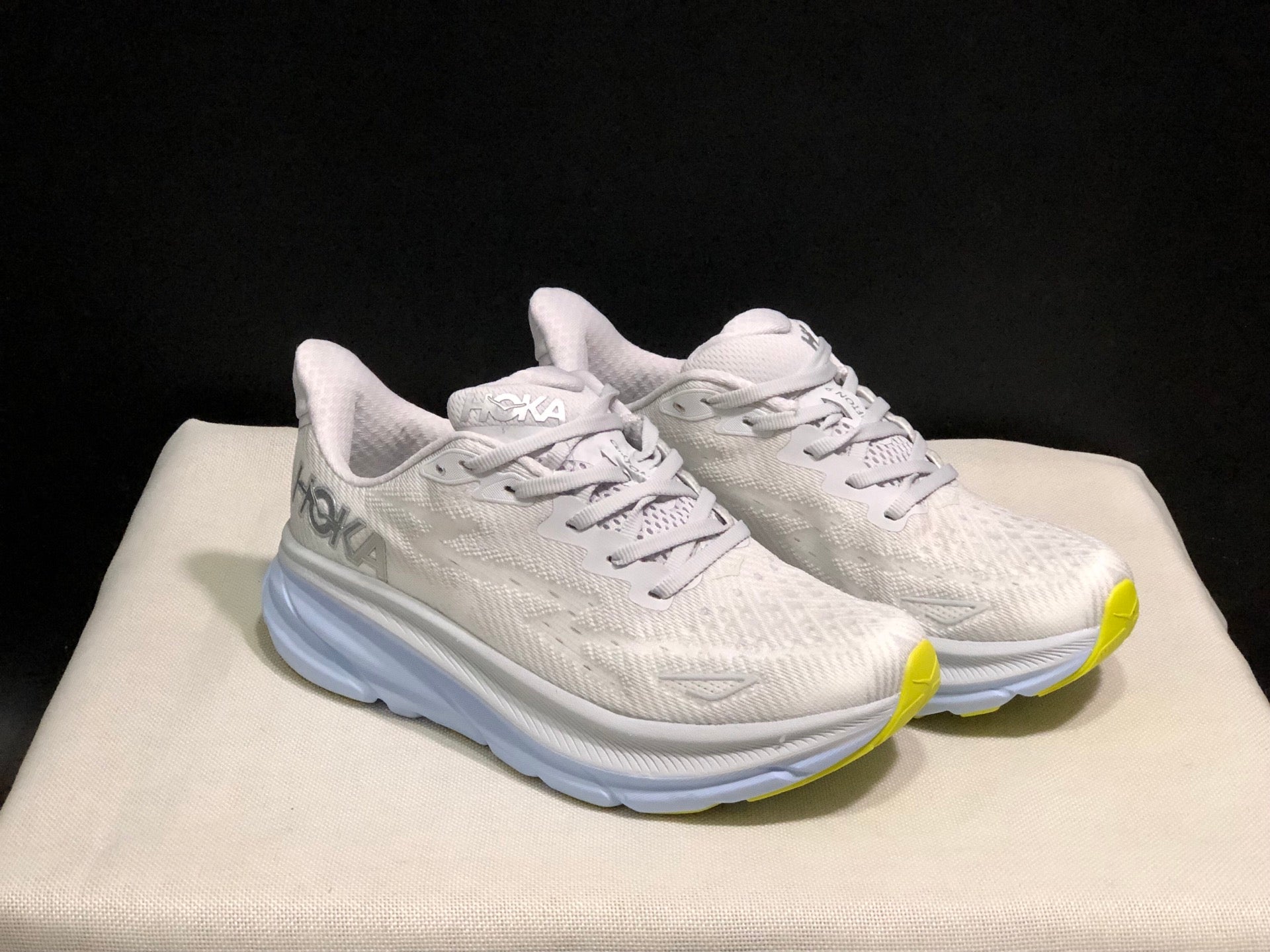 HOKA ONE ONE Clifton 9