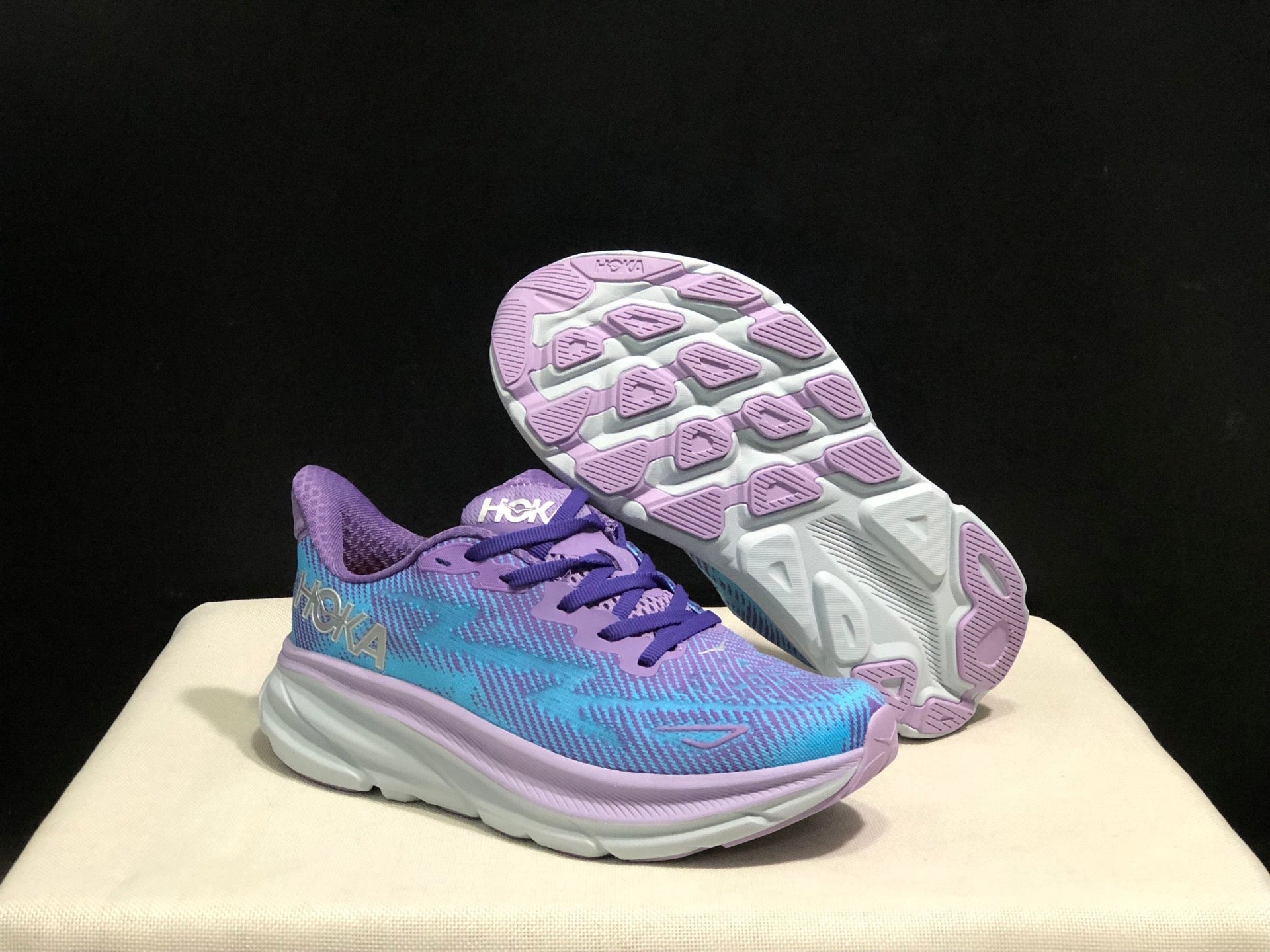 HOKA ONE ONE Clifton 9