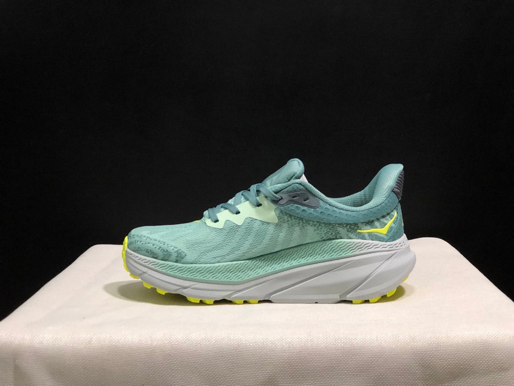 HOKA ONE ONE Challenger 7