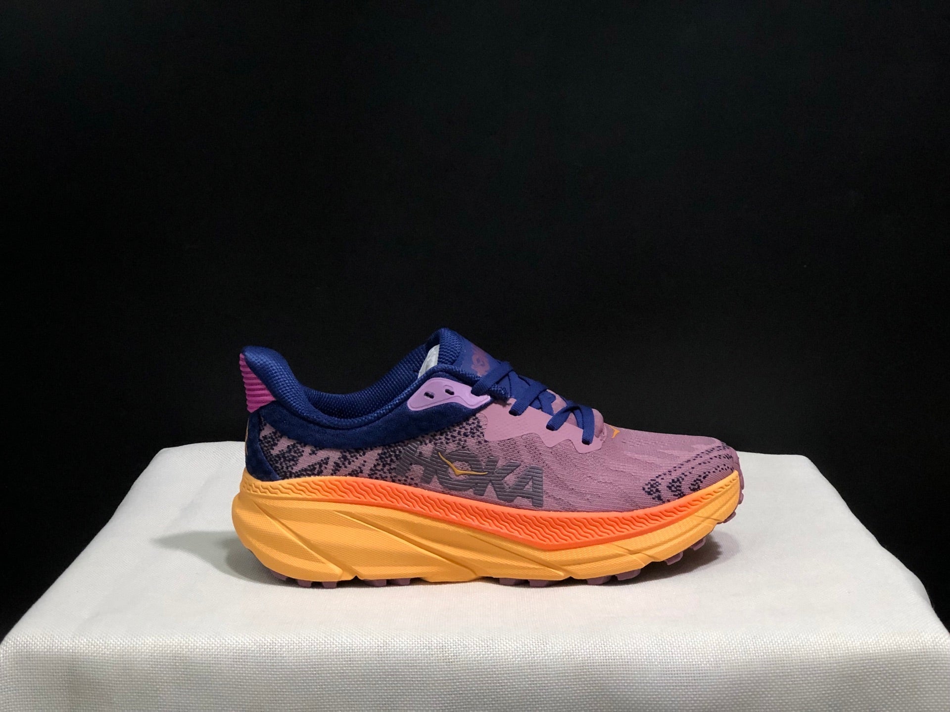HOKA ONE ONE Challenger 7