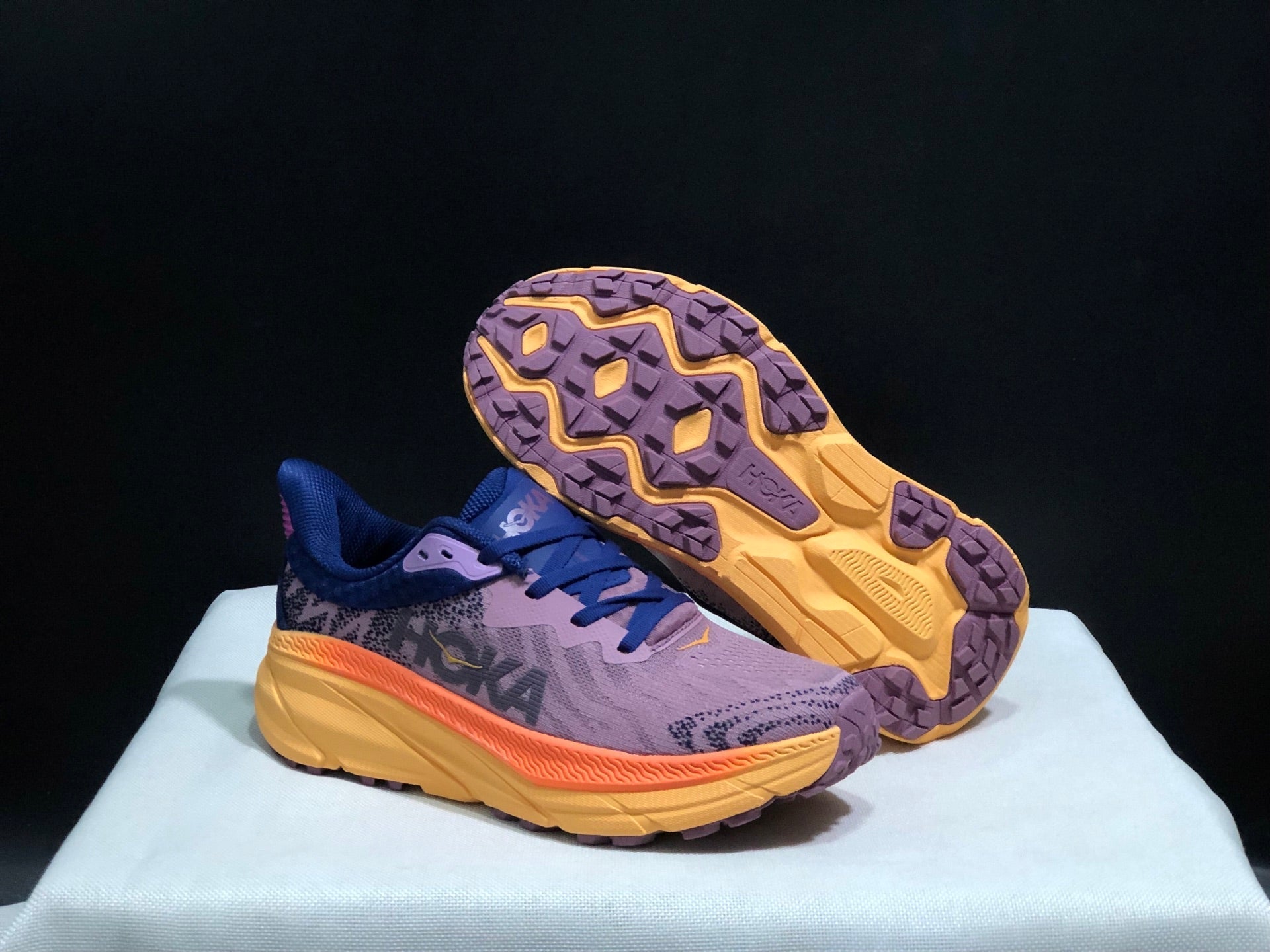 HOKA ONE ONE Challenger 7