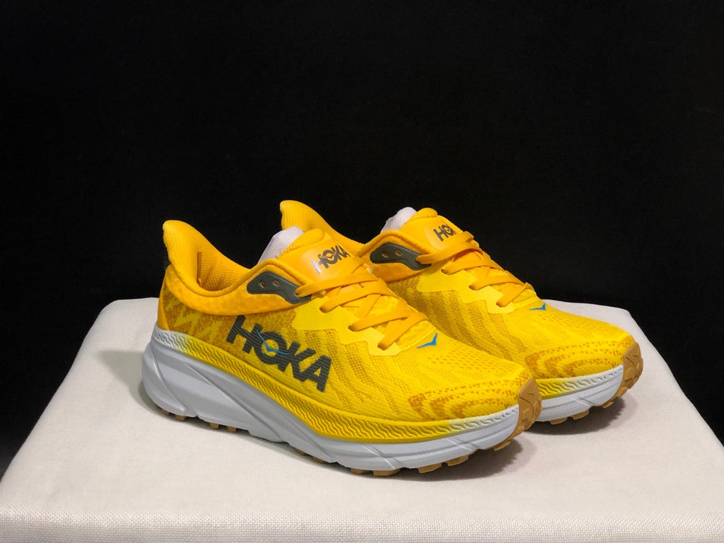 HOKA ONE ONE Challenger 7