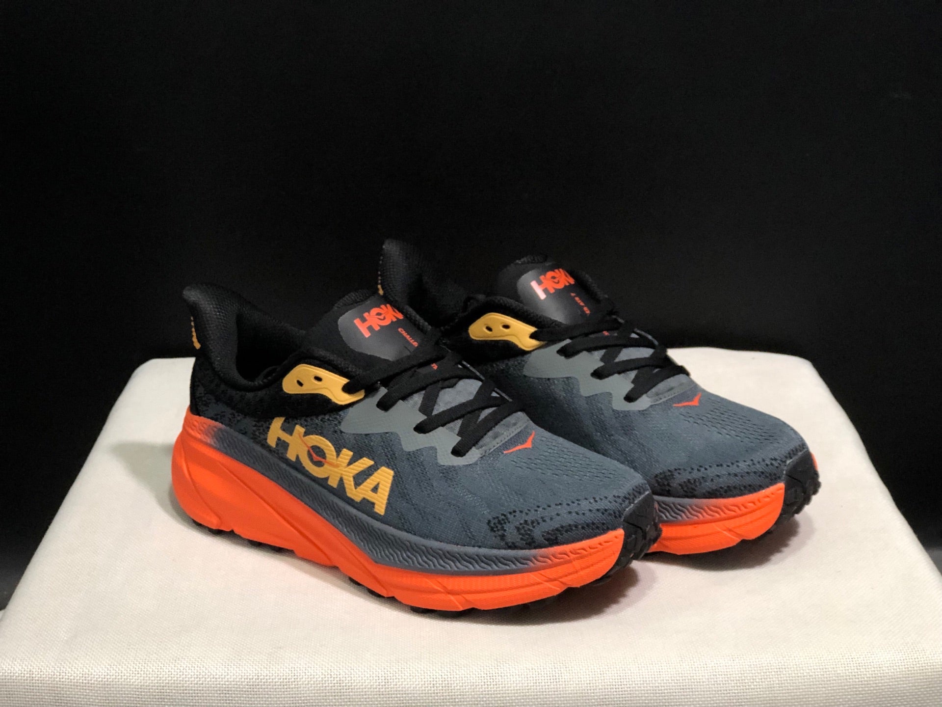 HOKA ONE ONE Challenger 7