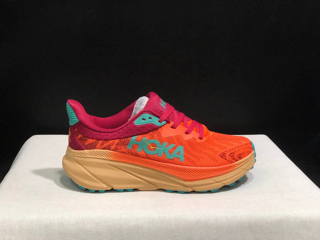 HOKA ONE ONE Challenger 7