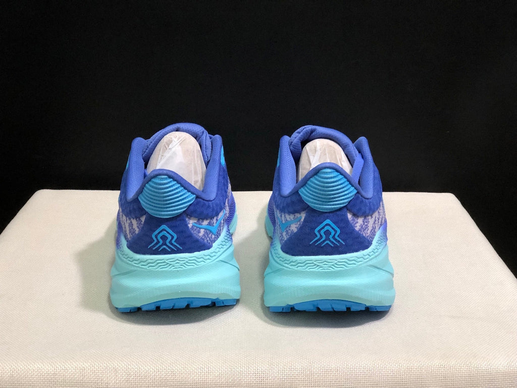 HOKA ONE ONE Challenger 7